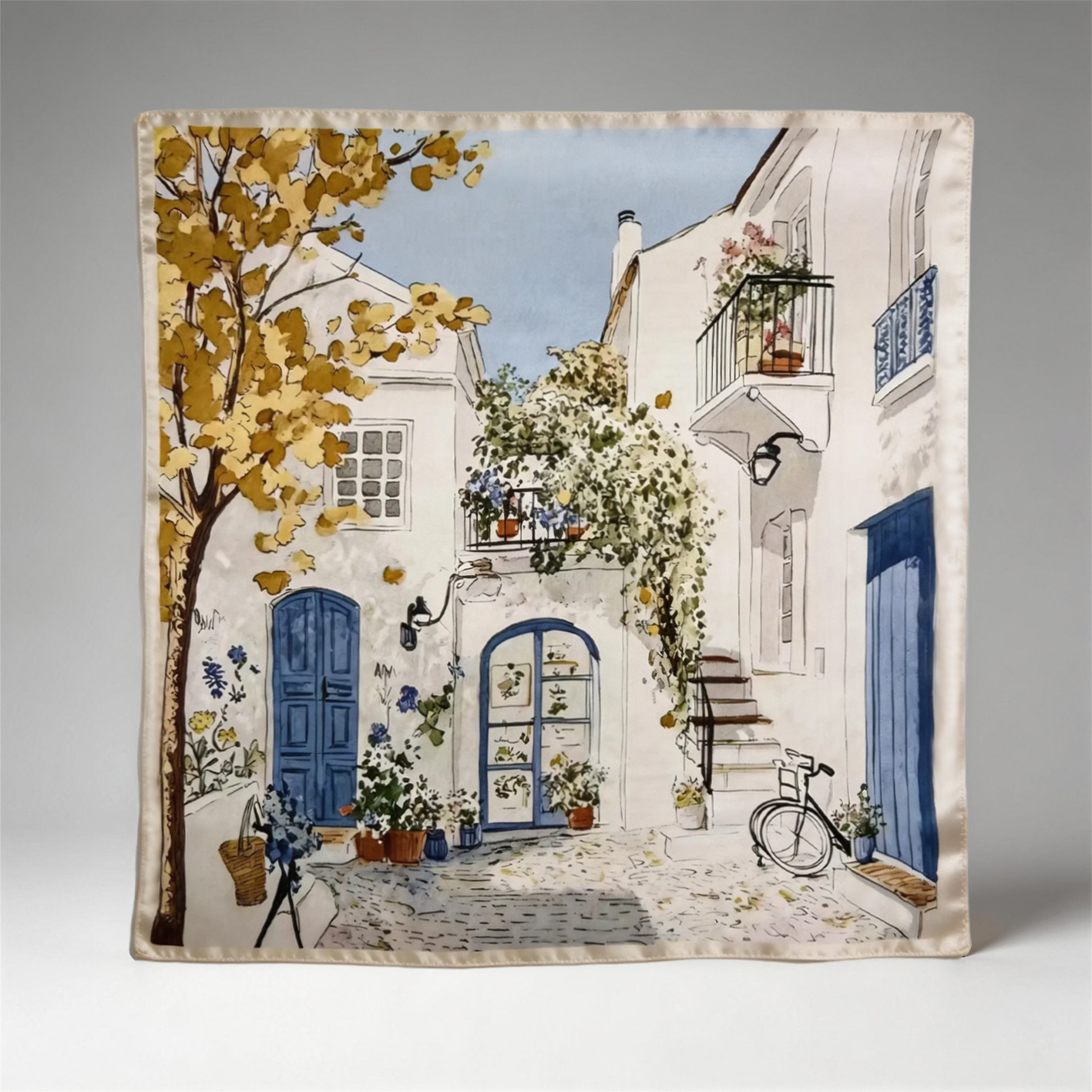 Seiden-Carré der Illustrations-Serie: Südfranzösischer Hinterhof mit goldenem Baum
