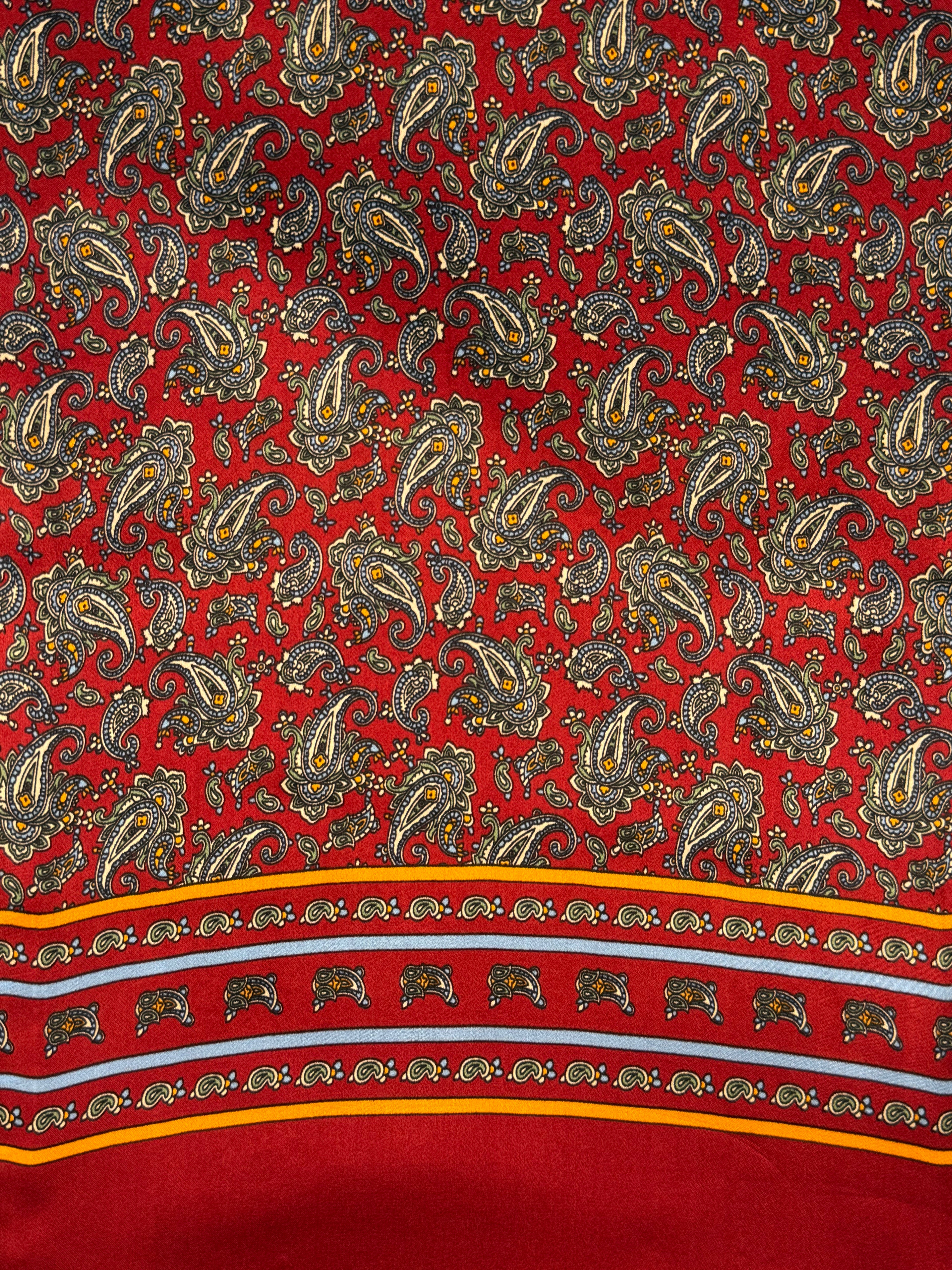 Typ2 Seidenschal aus 100% Maulbeerseide