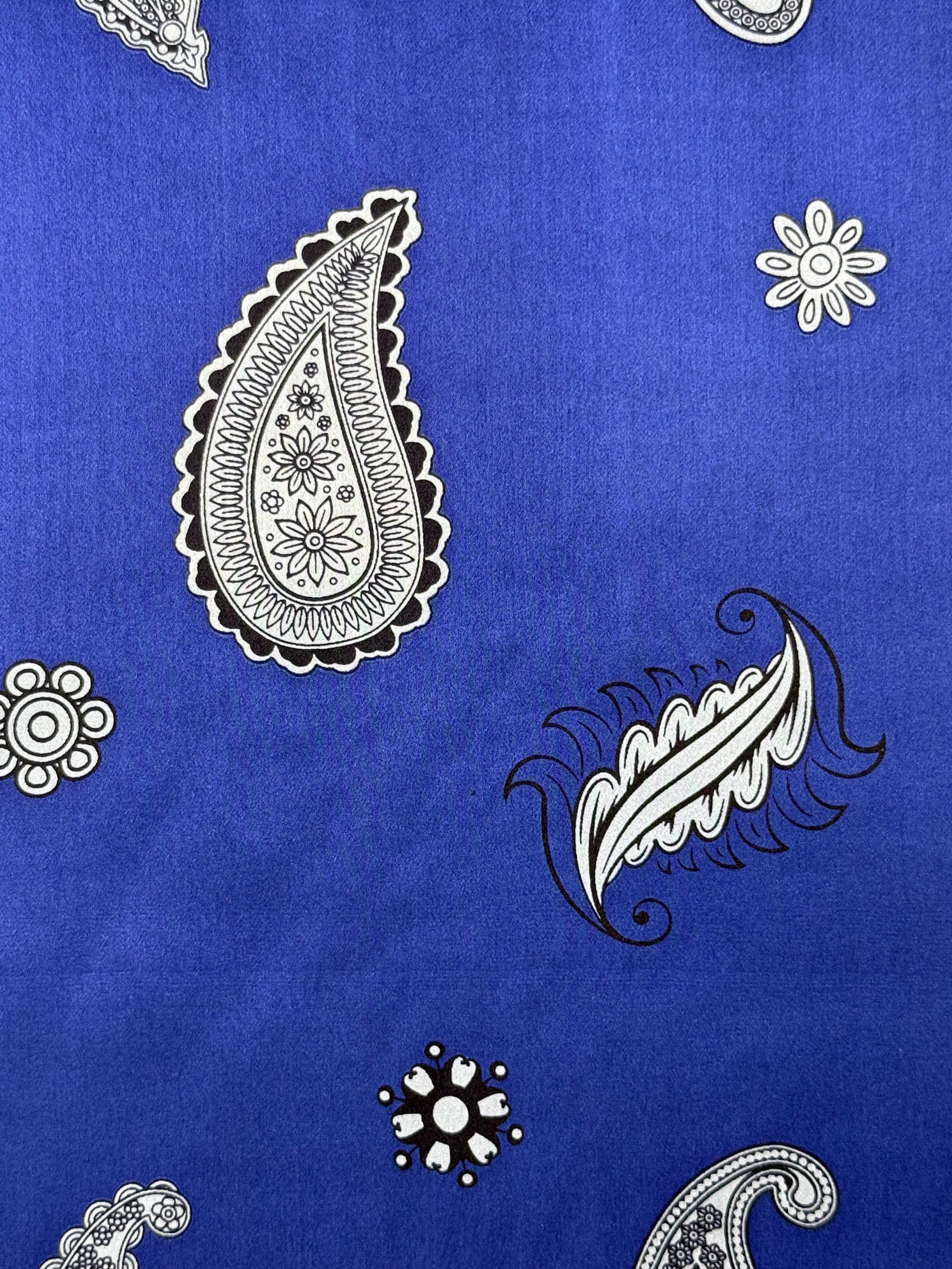 Typ2 Seidenschal aus 100% Maulbeerseide